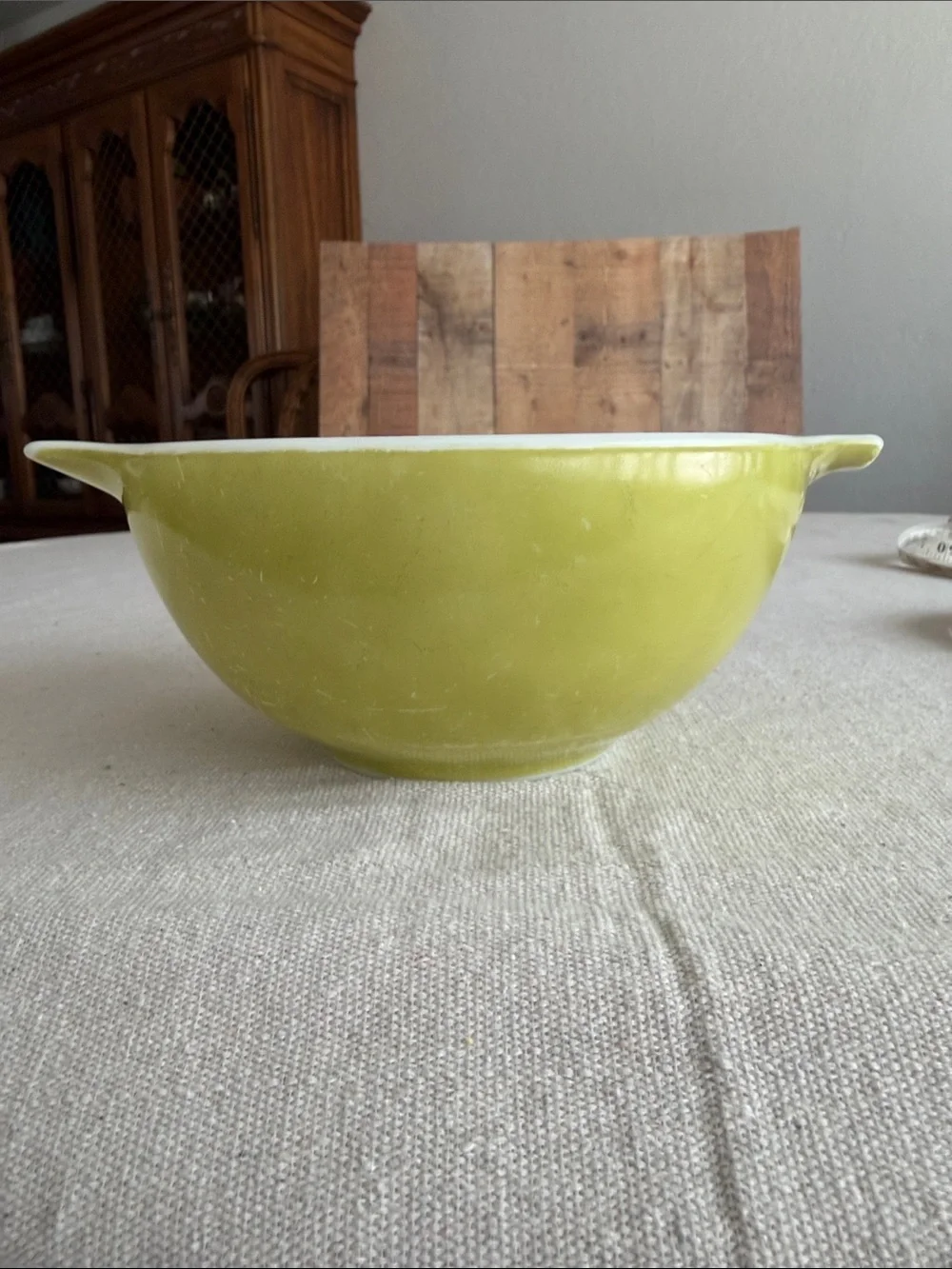 VTG Pyrex 1.5 Quart Verde Avocado Green #442 Cinderella Mixing Bowl